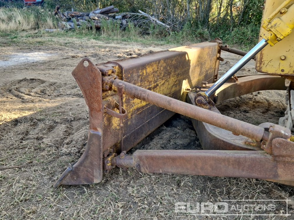 推土机 CAT D7：图18