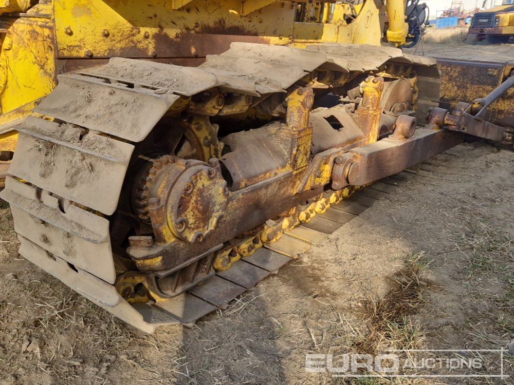 推土机 CAT D7：图12