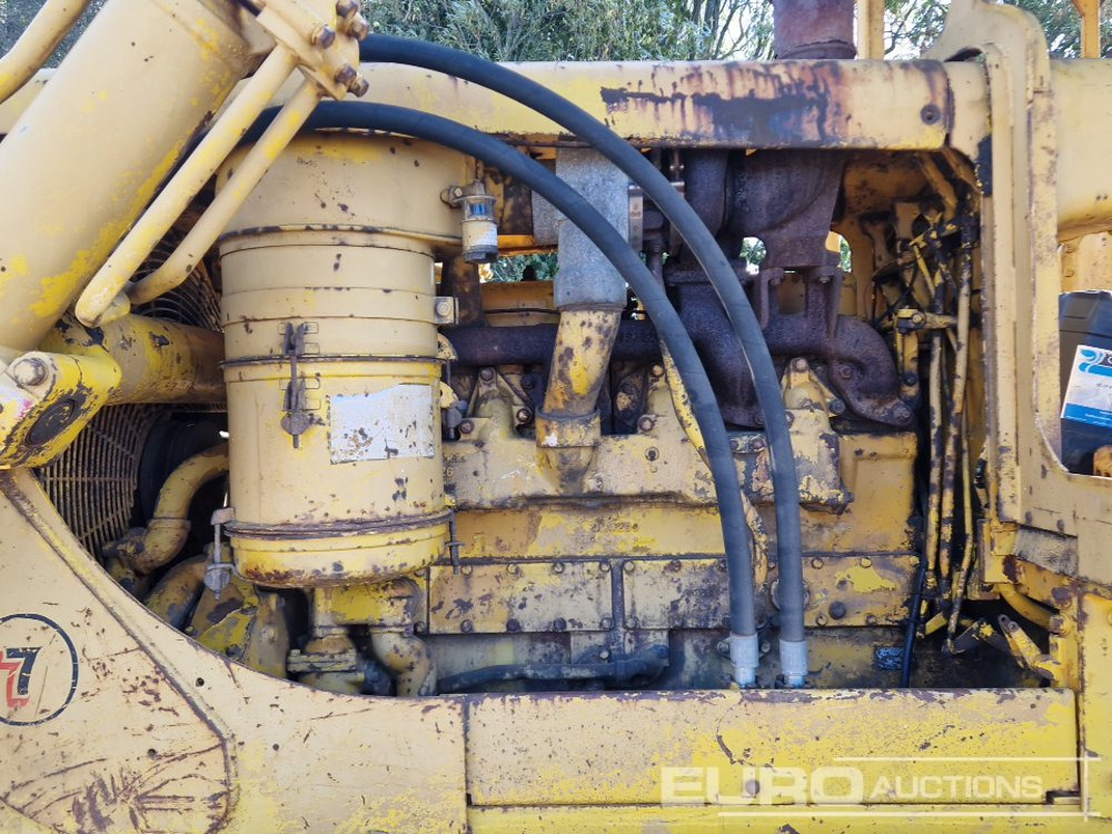 推土机 CAT D7：图21