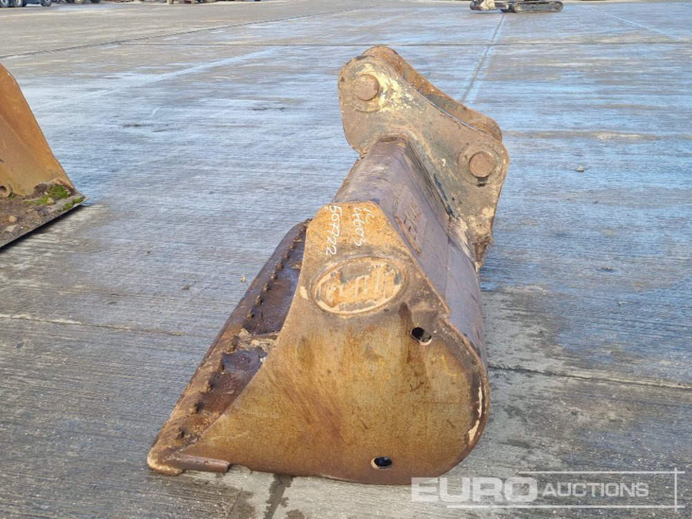 Geith 84" Ditching Bucket 80mm Pin to suit 20 Ton Excavator - 铲斗:图2 Geith 84" Ditching Bucket 80mm Pin to suit 20 Ton Excavator - 铲斗:图2