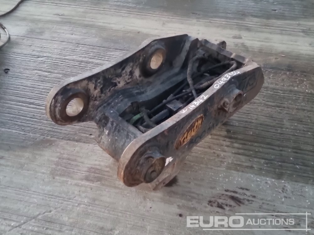 Geith Hydraulic Double Lock Quick Hitch 80mm Pin to suit 20 Ton Excavator - 快速耦合器:图1 Geith Hydraulic Double Lock Quick Hitch 80mm Pin to suit 20 Ton Excavator - 快速耦合器:图1