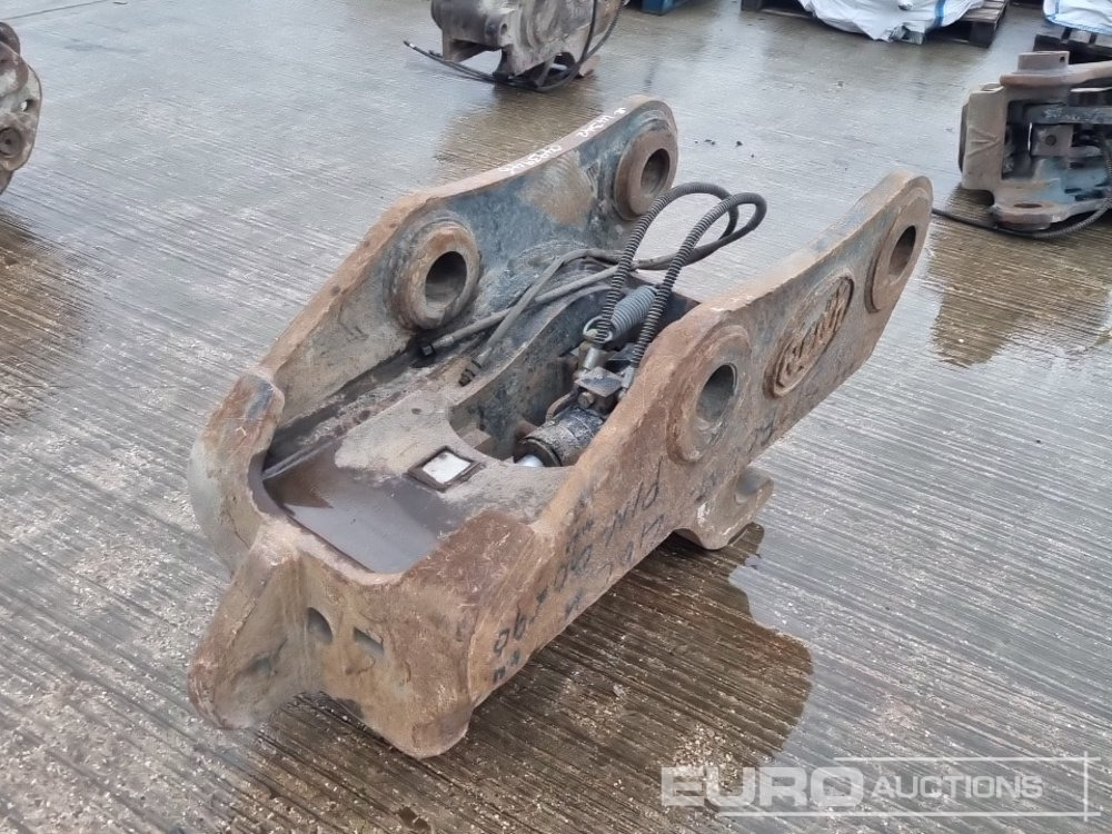 Geith Hydraulic Quick Hitch 90mm Pin to suit 30 Ton Excavator - 快速耦合器:图1 Geith Hydraulic Quick Hitch 90mm Pin to suit 30 Ton Excavator - 快速耦合器:图1