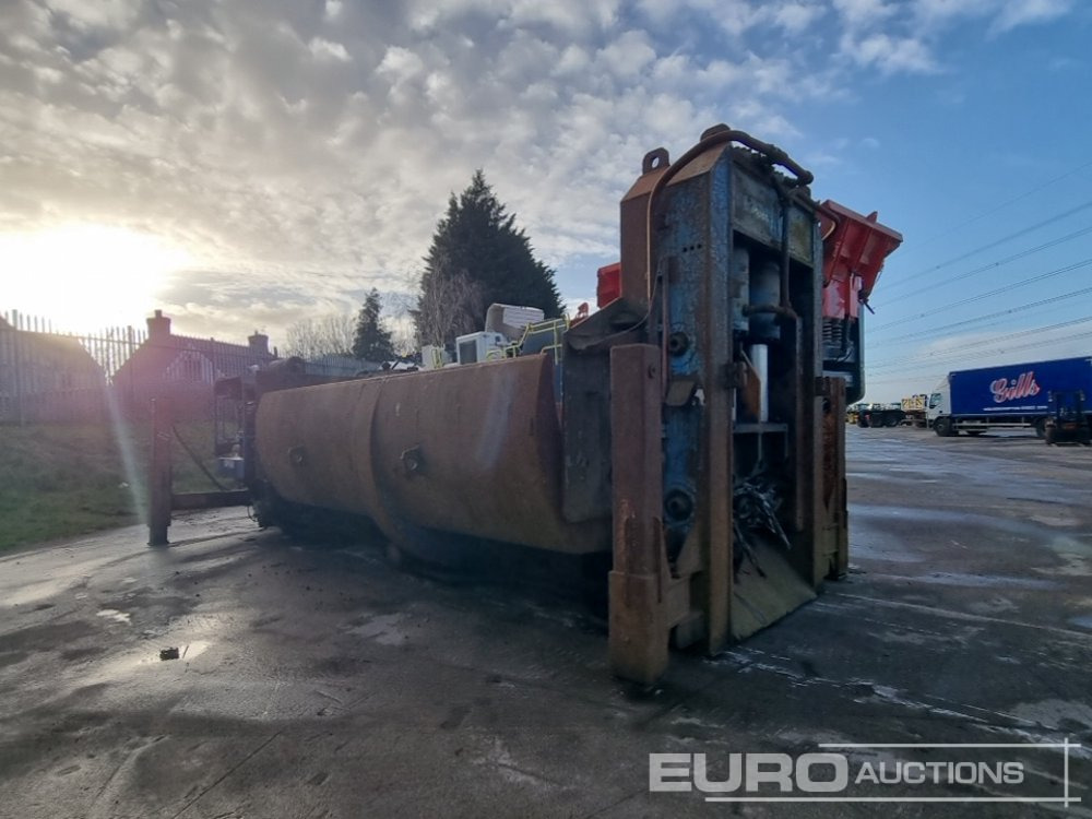 Hydraulic Baler Sheer, 4 Cylinder Engine - 工业破碎机:图3 Hydraulic Baler Sheer, 4 Cylinder Engine - 工业破碎机:图3