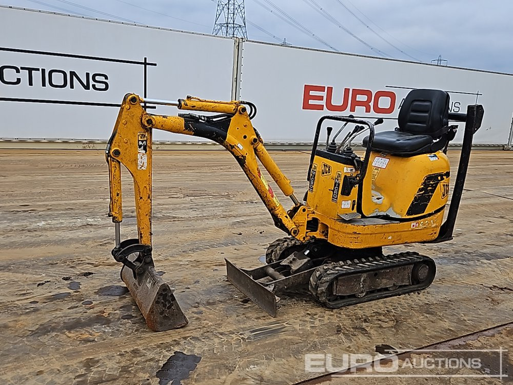 JCB 8010 - 小型挖掘机:图1 JCB 8010 - 小型挖掘机:图1