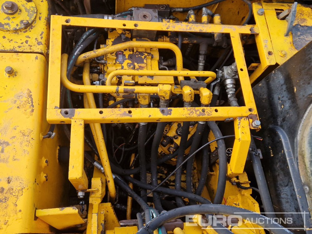 履带式挖掘机 JCB JS130：图25