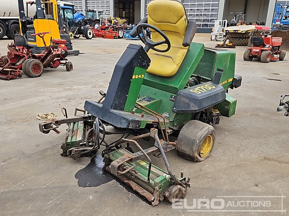 John Deere 2243 - 园林割草机:图1 John Deere 2243 - 园林割草机:图1