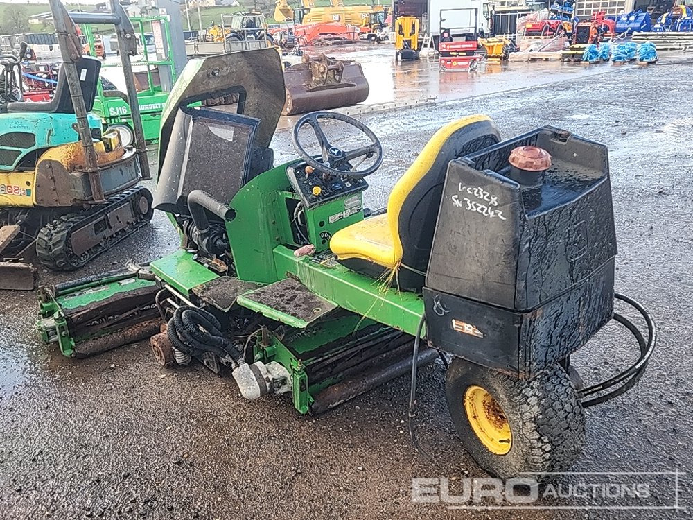 John Deere 2653A - 园林割草机:图2 John Deere 2653A - 园林割草机:图2