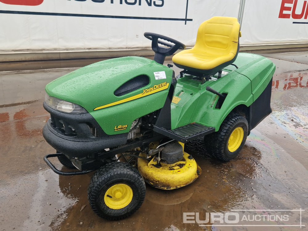 John Deere LR135 - 园林割草机:图1 John Deere LR135 - 园林割草机:图1