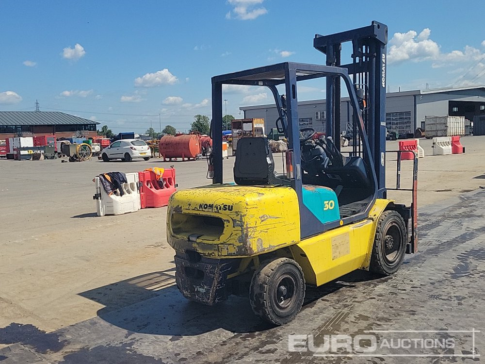 Komatsu FD30T-1E1 - 叉车:图5 Komatsu FD30T-1E1 - 叉车:图5