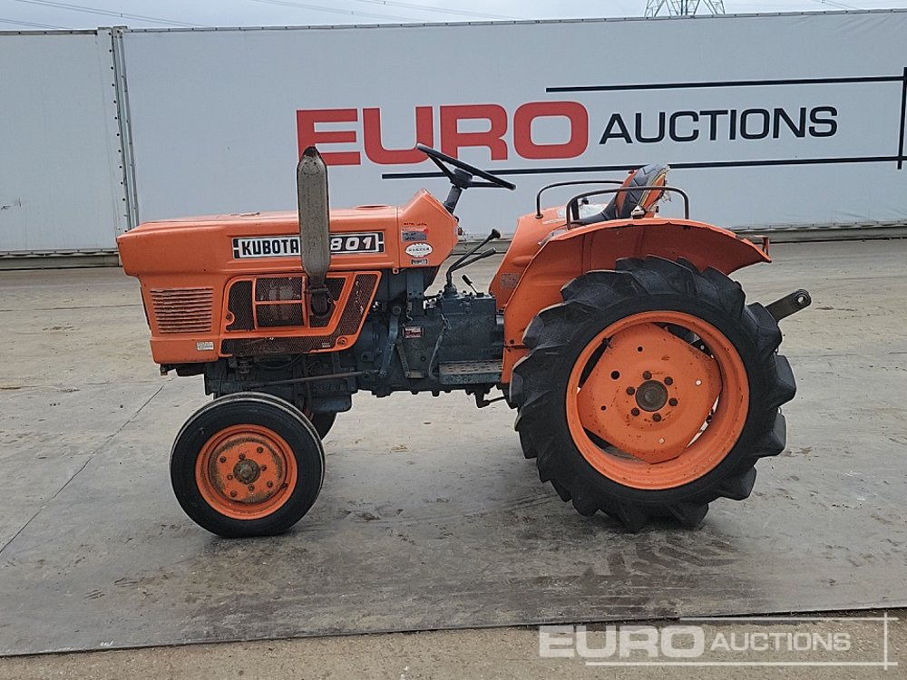 Kubota L1801 - 紧凑型拖拉机:图2 Kubota L1801 - 紧凑型拖拉机:图2