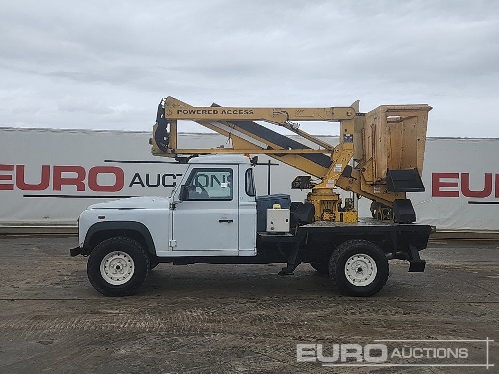 Land Rover Defender - 小型客车:图2 Land Rover Defender - 小型客车:图2