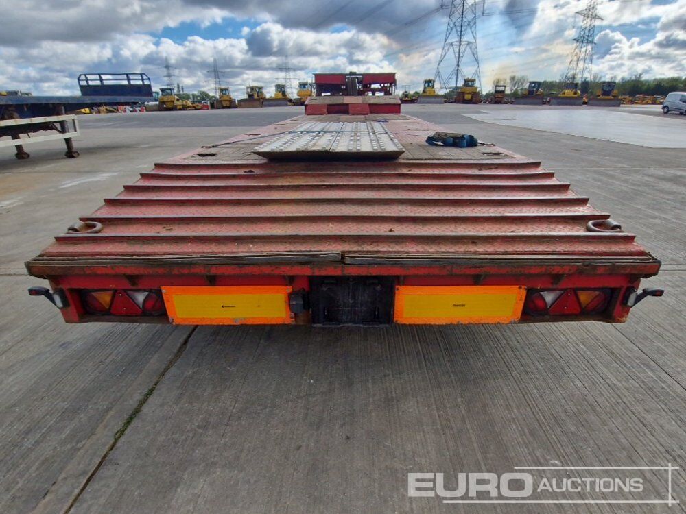 M&G Trailers Ltd, Step Frame Low Loader Tri Axle Rear Steering, 3m Extendable C/w Out Riggers & Alloy Ramps - 低装载拖车:图4 M&G Trailers Ltd, Step Frame Low Loader Tri Axle Rear Steering, 3m Extendable C/w Out Riggers & Alloy Ramps - 低装载拖车:图4