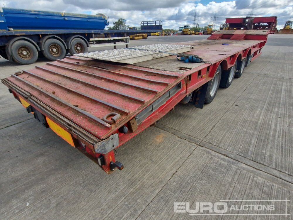 M&G Trailers Ltd, Step Frame Low Loader Tri Axle Rear Steering, 3m Extendable C/w Out Riggers & Alloy Ramps - 低装载拖车:图5 M&G Trailers Ltd, Step Frame Low Loader Tri Axle Rear Steering, 3m Extendable C/w Out Riggers & Alloy Ramps - 低装载拖车:图5