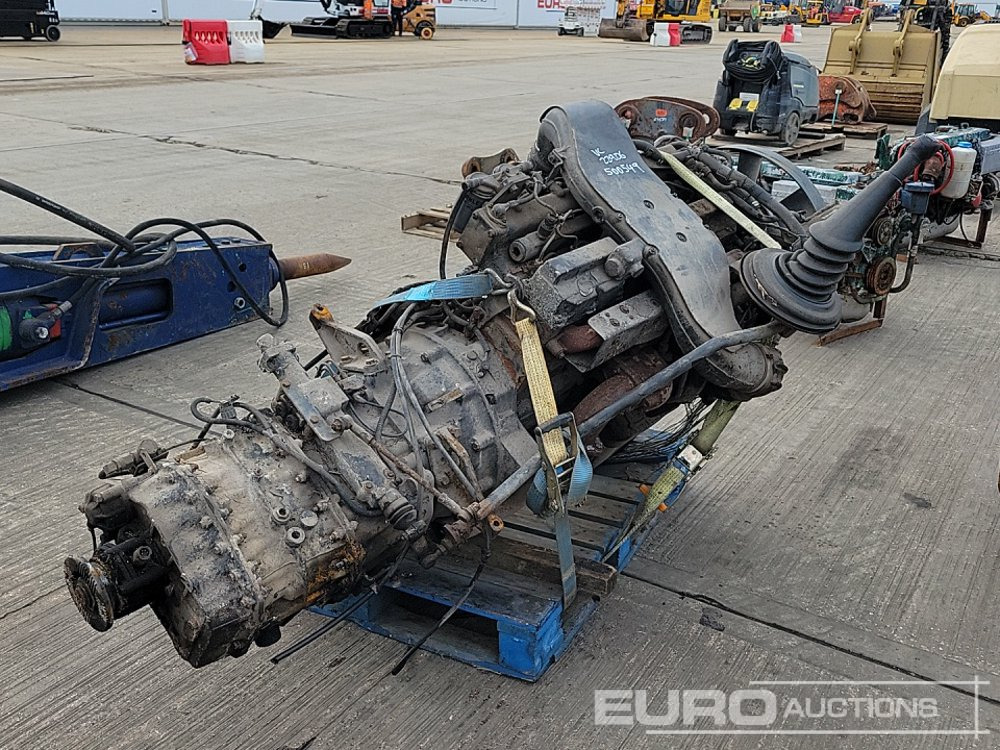 MAN 6 Cylinder Engine, Gearbox - 发动机:图5 MAN 6 Cylinder Engine, Gearbox - 发动机:图5
