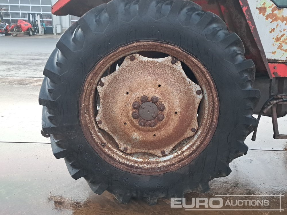 拖拉机 Massey Ferguson 698：图11