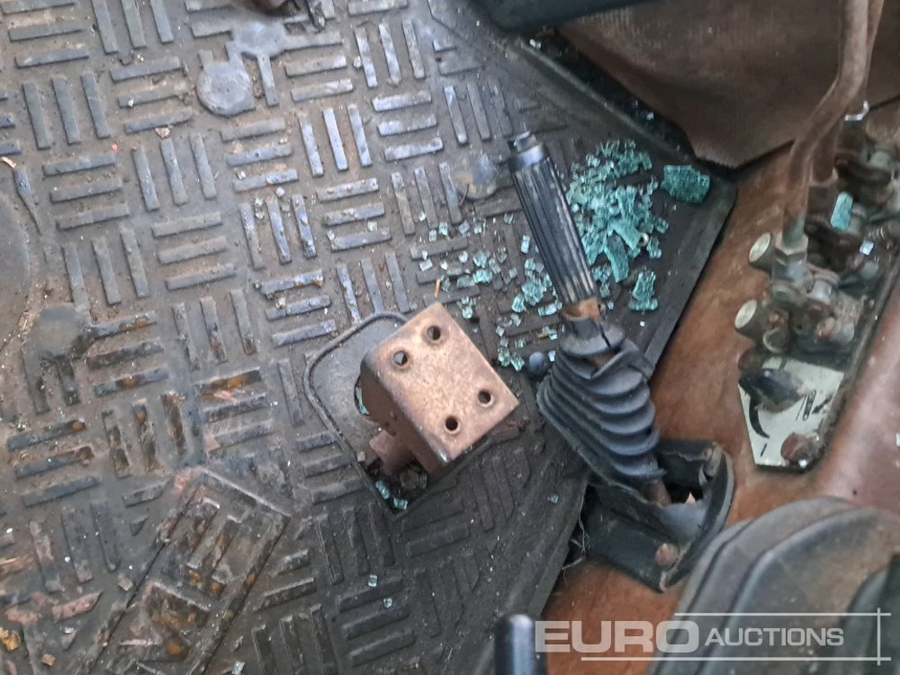 拖拉机 Massey Ferguson 698：图31