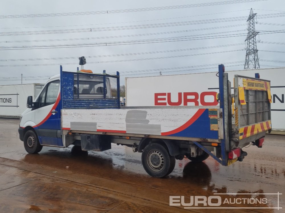 Mercedes Spinter 314 CDI - 平板货车:图3 Mercedes Spinter 314 CDI - 平板货车:图3