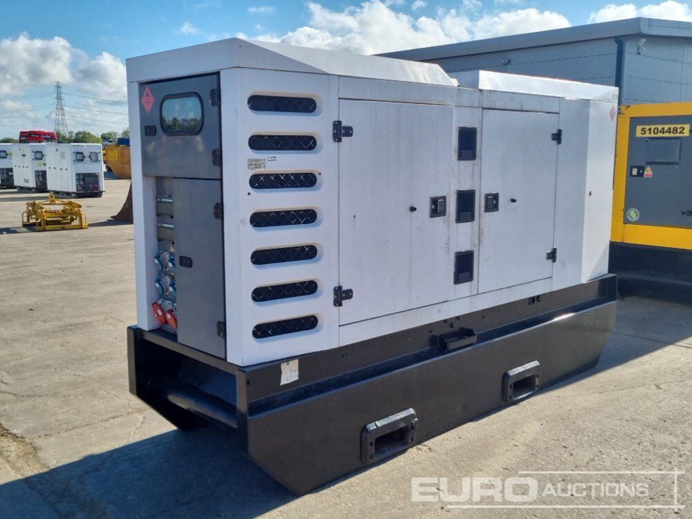 SDMO R220 - 发电机组:图1 SDMO R220 - 发电机组:图1
