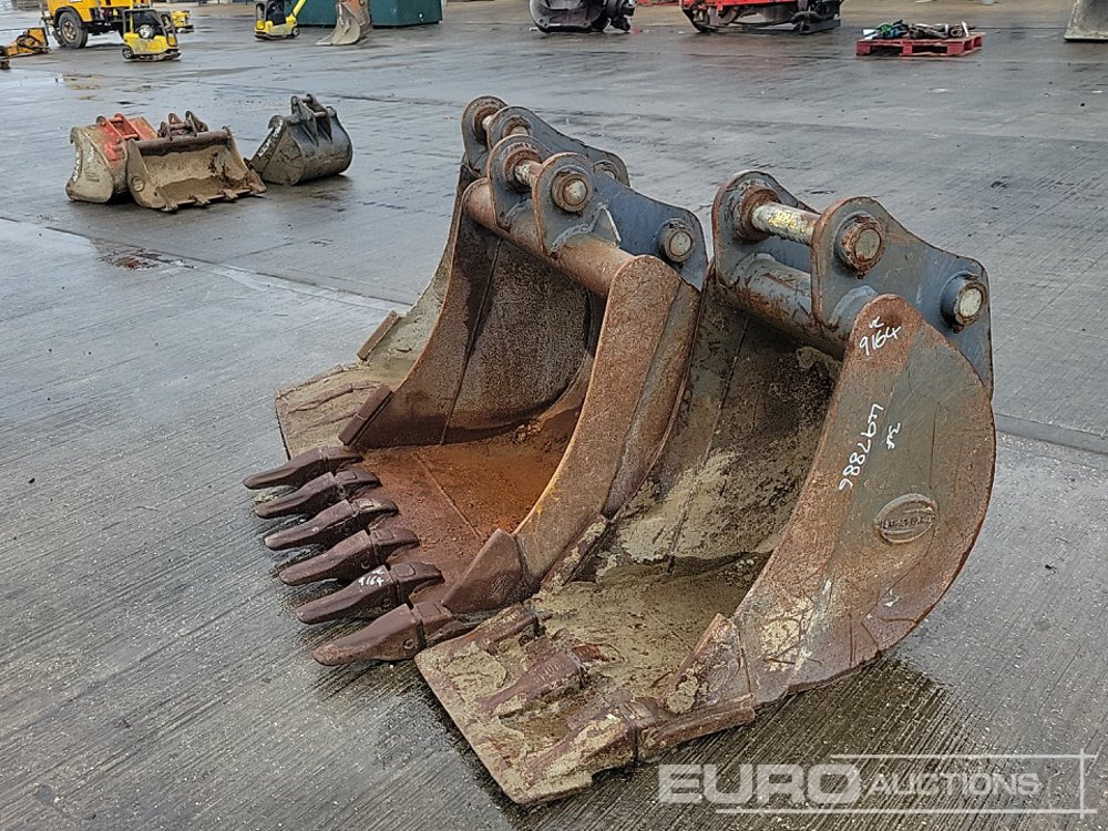 Strickland 36", 24", 18" Digging Bucket 55mm Pin to suit 8-10 Ton Excavator - 铲斗:图1 Strickland 36", 24", 18" Digging Bucket 55mm Pin to suit 8-10 Ton Excavator - 铲斗:图1
