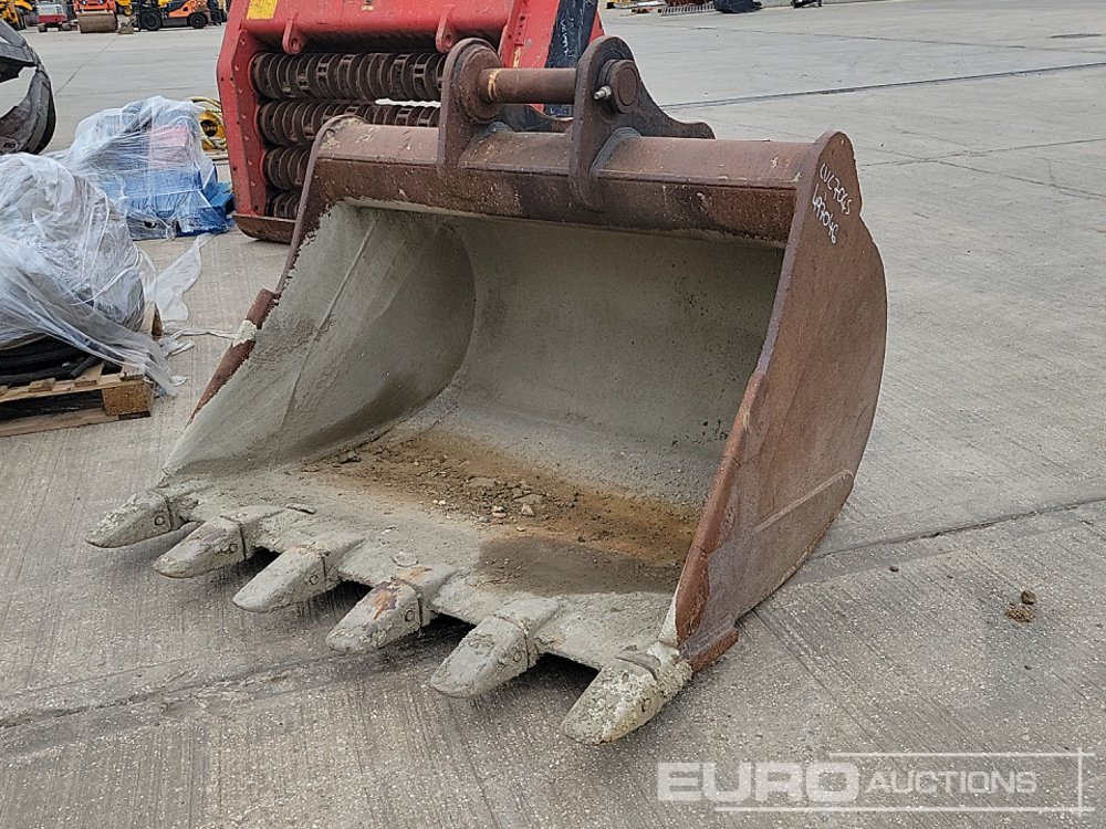 Strickland 60" Digging Bucket 80mm Pin to suit 20 Ton Excavator - 铲斗:图1 Strickland 60" Digging Bucket 80mm Pin to suit 20 Ton Excavator - 铲斗:图1