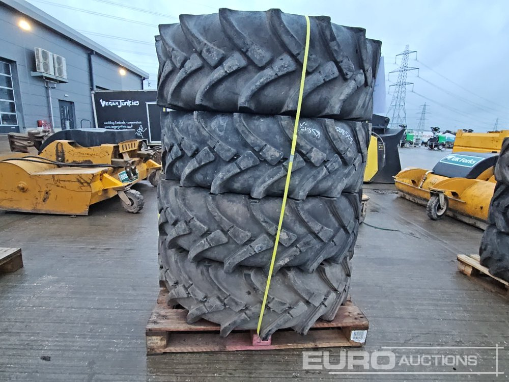 Traction Master 16.5/85-24 Tyre (4 of) - 轮胎:图2 Traction Master 16.5/85-24 Tyre (4 of) - 轮胎:图2