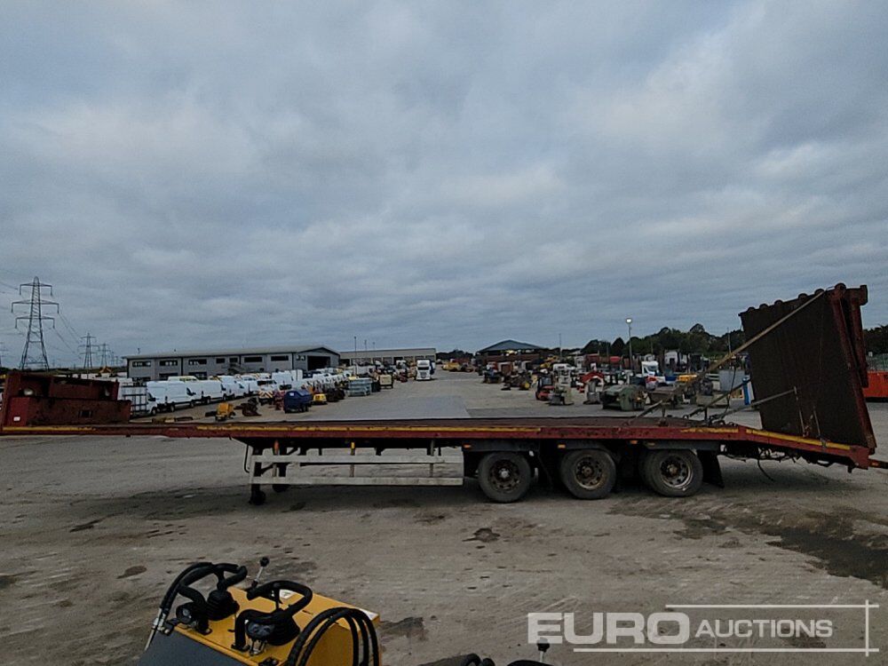 Tri Axle Low Loader Trailer, Winch, Hydraulic Ramp (Rar Axle Dragging) (Cannot Be Reconsigned) - 低装载半拖车:图2 Tri Axle Low Loader Trailer, Winch, Hydraulic Ramp (Rar Axle Dragging) (Cannot Be Reconsigned) - 低装载半拖车:图2