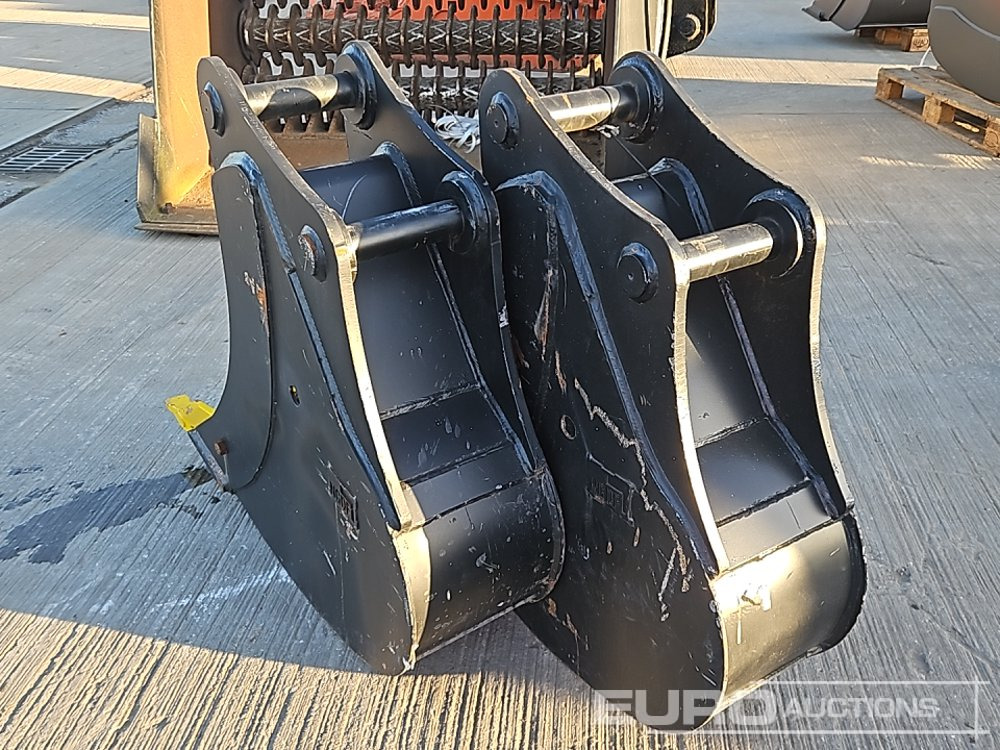 Unused 10", 10" Digging Bucket 50mm Pin to suit6-8 Ton Excavtor - 铲斗:图3 Unused 10", 10" Digging Bucket 50mm Pin to suit6-8 Ton Excavtor - 铲斗:图3