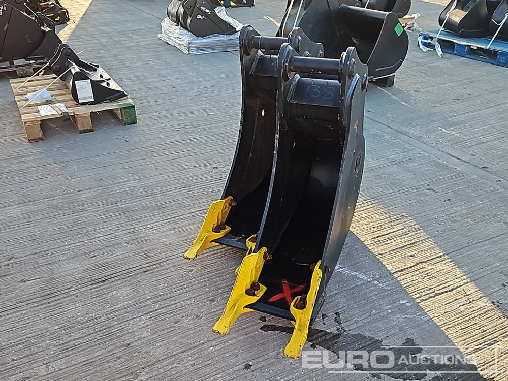 Unused 10", 10" Digging Bucket 50mm Pin to suit6-8 Ton Excavtor - 铲斗:图1 Unused 10", 10" Digging Bucket 50mm Pin to suit6-8 Ton Excavtor - 铲斗:图1