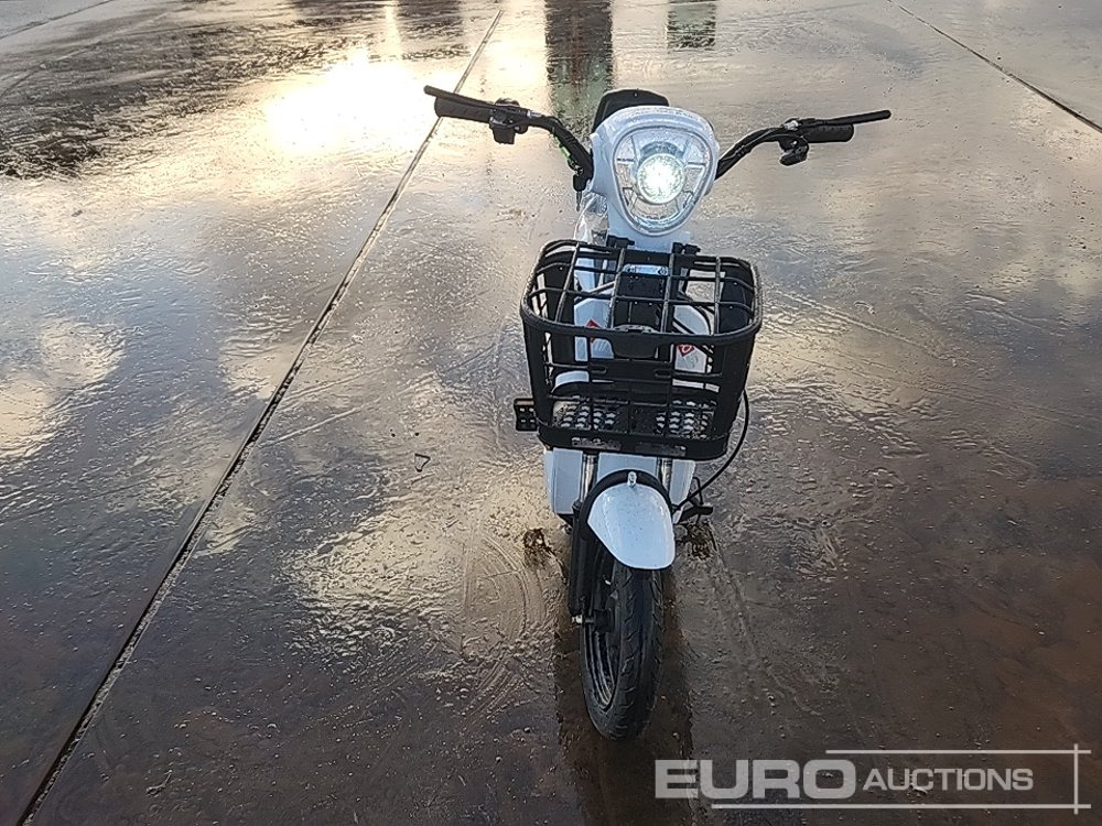 高尔夫球车 Unused 2025 SK8 Electric Bicycle：图8