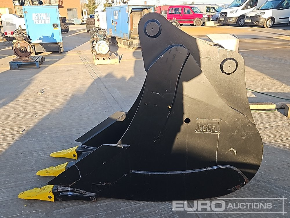 Unused 24" Digging Bucket 70mm Pin to suit 14-16 Ton Excavator - 铲斗:图2 Unused 24" Digging Bucket 70mm Pin to suit 14-16 Ton Excavator - 铲斗:图2