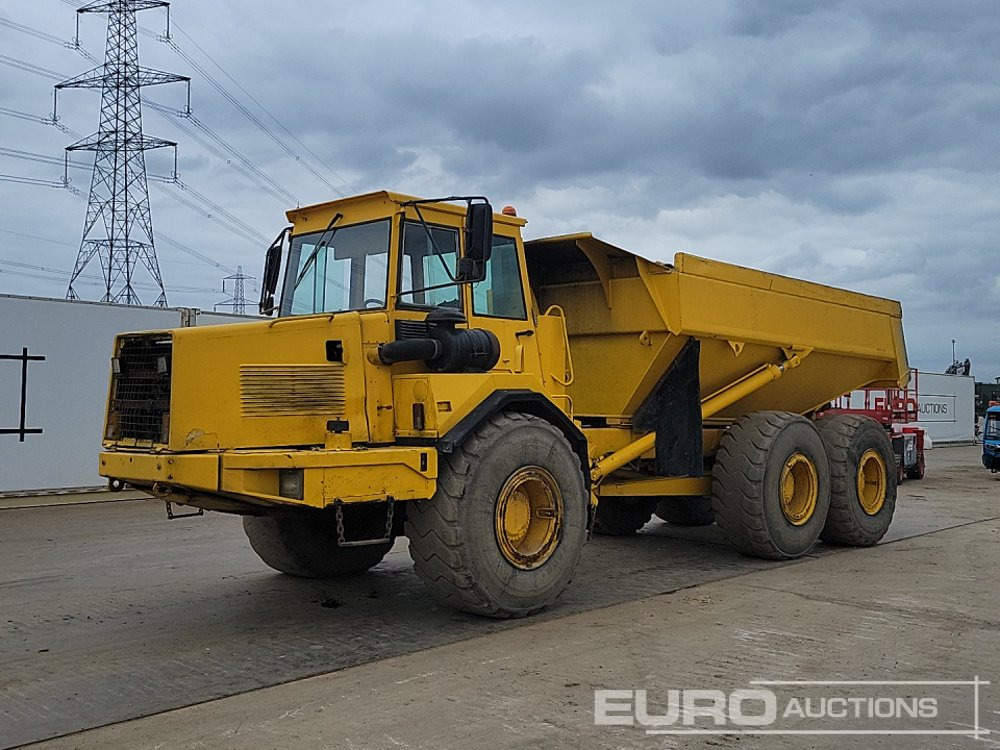 Volvo A25C - 铰接式自卸车:图1 Volvo A25C - 铰接式自卸车:图1