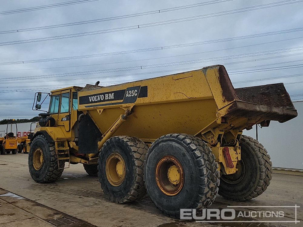 Volvo A25C - 铰接式自卸车:图3 Volvo A25C - 铰接式自卸车:图3