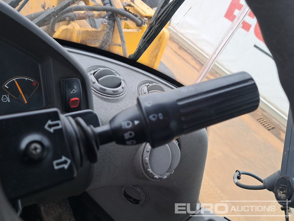 轮式装载机 Volvo L150F：图30