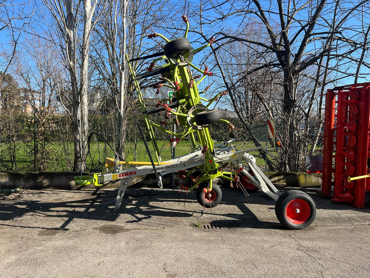 Voltafieno Claas Volto 900T - 翻草机/ 搂草机:图5 Voltafieno Claas Volto 900T - 翻草机/ 搂草机:图5