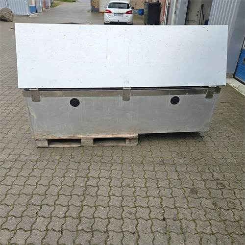 ABC Materialeskab til ladbil - 驾驶室和内部 适用于 卡车:图4 ABC Materialeskab til ladbil - 驾驶室和内部 适用于 卡车:图4