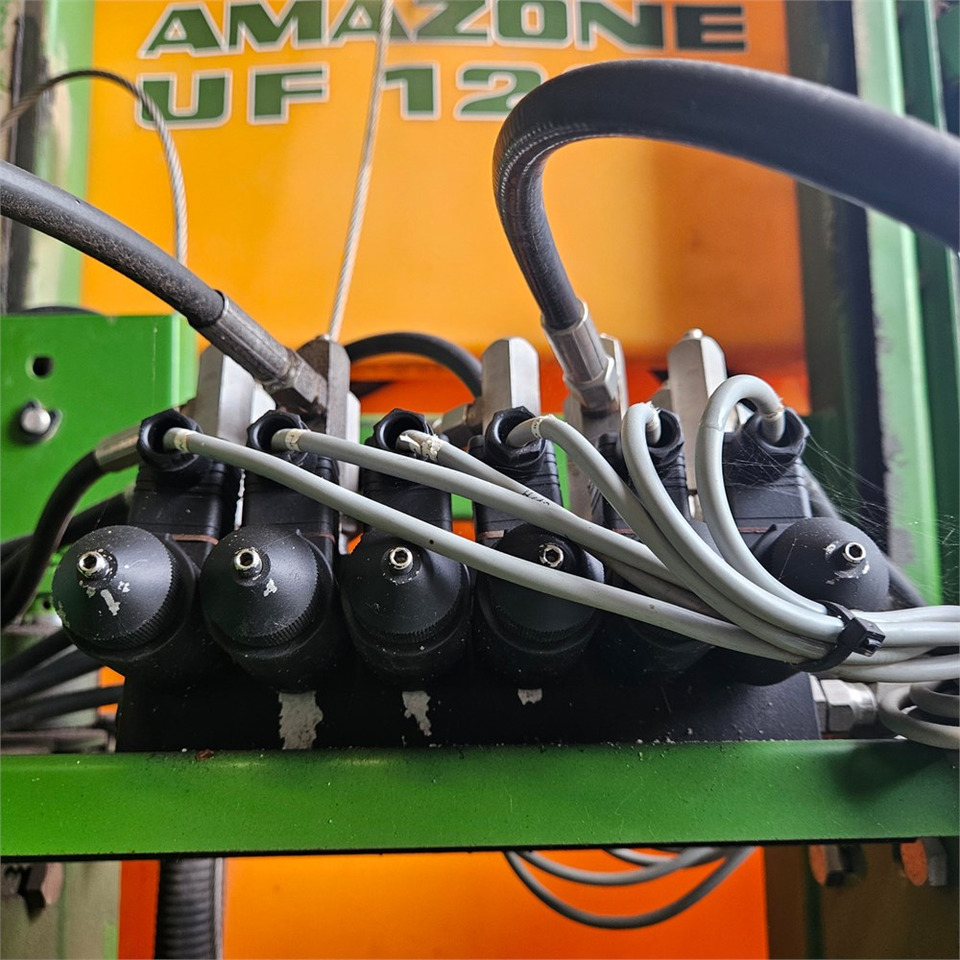 喷雾机 Amazone UF1200：图21