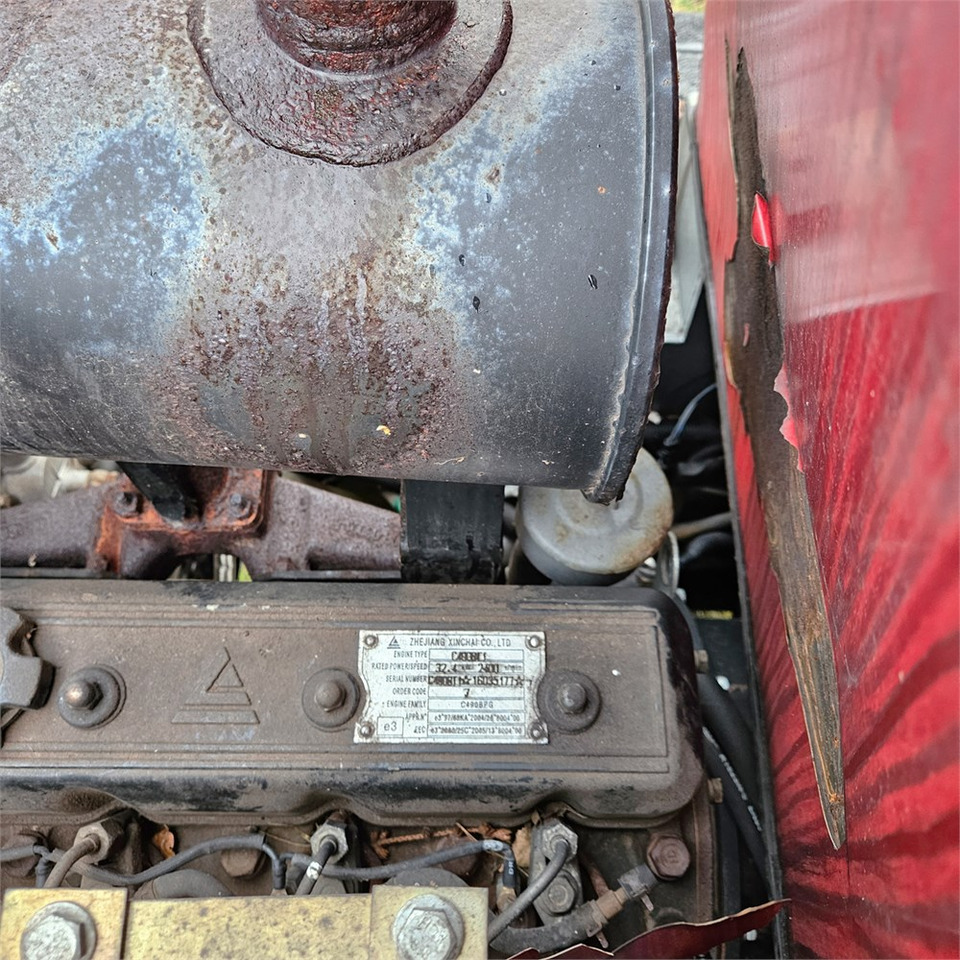 滑移装载机 Bernards W1600C：图41