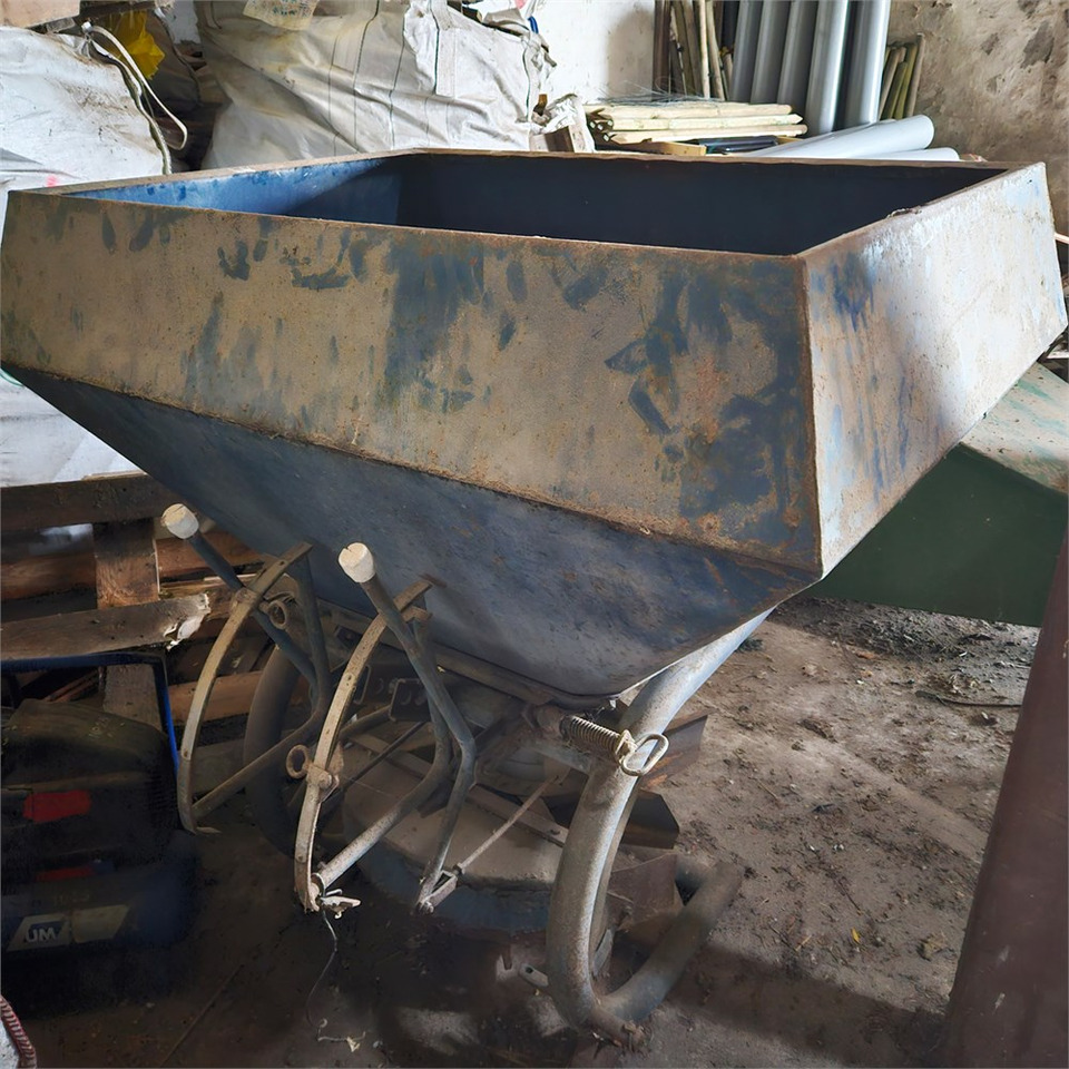 Bogballe B-700 - 施肥设备:图4 Bogballe B-700 - 施肥设备:图4