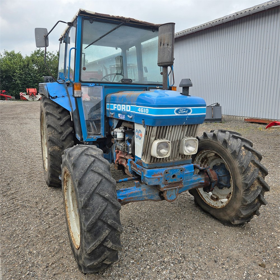 Ford 4610 - 拖拉机:图2 Ford 4610 - 拖拉机:图2