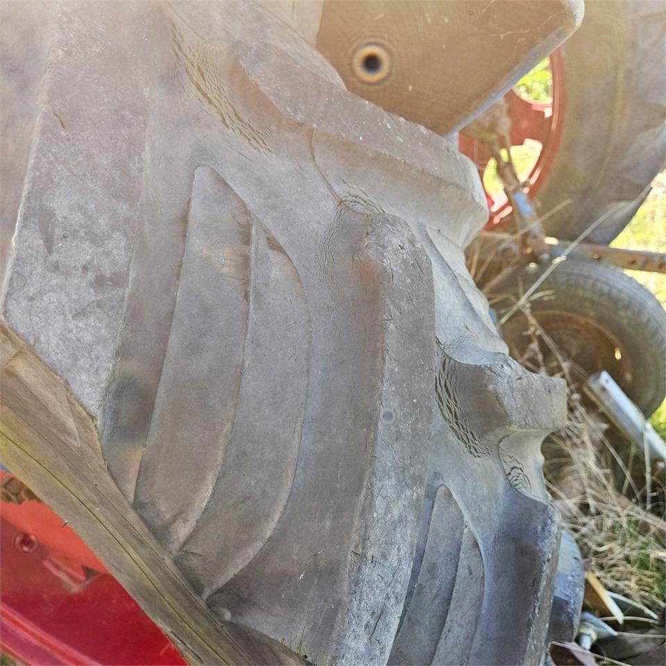 拖拉机 Ford T2:图32 拖拉机 Ford T2:图32