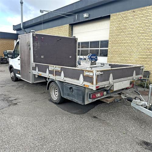 Ford Transit 2.2 TDCi (155HK) Chassis RWD Man - 栏板式/ 平板卡车:图5 Ford Transit 2.2 TDCi (155HK) Chassis RWD Man - 栏板式/ 平板卡车:图5