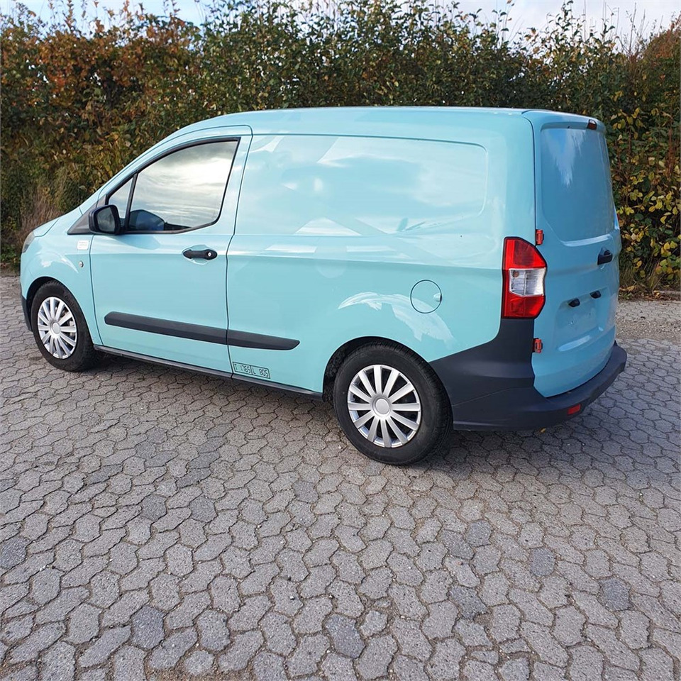 Ford Transit Courier 1,0 Ecoboost - 紧凑型面包车:图4 Ford Transit Courier 1,0 Ecoboost - 紧凑型面包车:图4