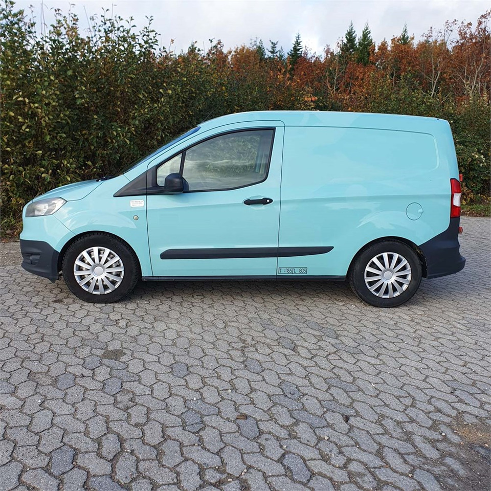 Ford Transit Courier 1,0 Ecoboost - 紧凑型面包车:图3 Ford Transit Courier 1,0 Ecoboost - 紧凑型面包车:图3