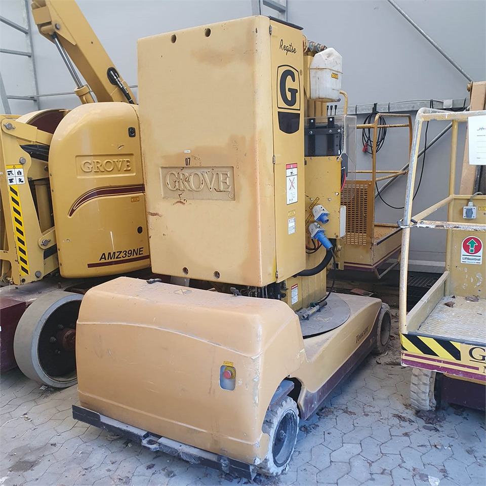 Grove Toucan 1200 - 垂直桅杆升降机:图1 Grove Toucan 1200 - 垂直桅杆升降机:图1