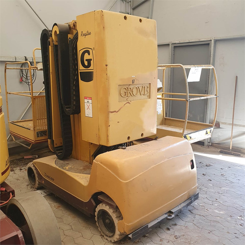 Grove Toucan 1200 - 垂直桅杆升降机:图3 Grove Toucan 1200 - 垂直桅杆升降机:图3