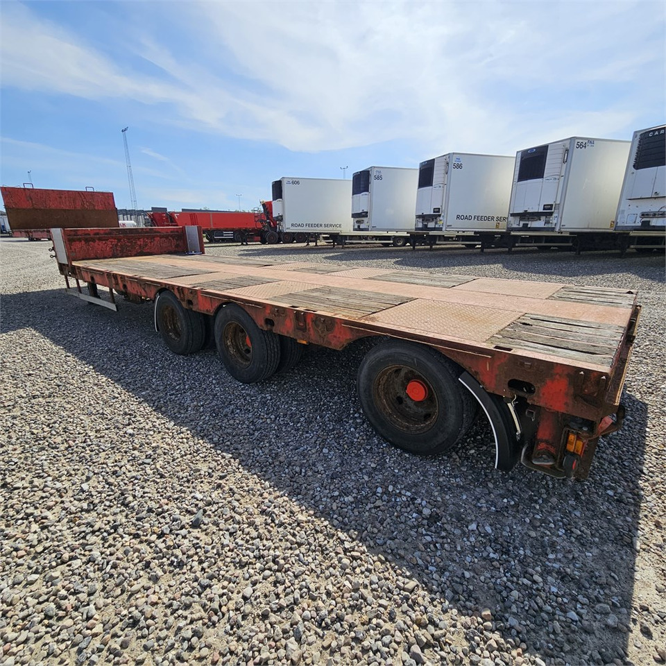 HRD Flatbed - 栏板式/ 平板半拖车:图1 HRD Flatbed - 栏板式/ 平板半拖车:图1