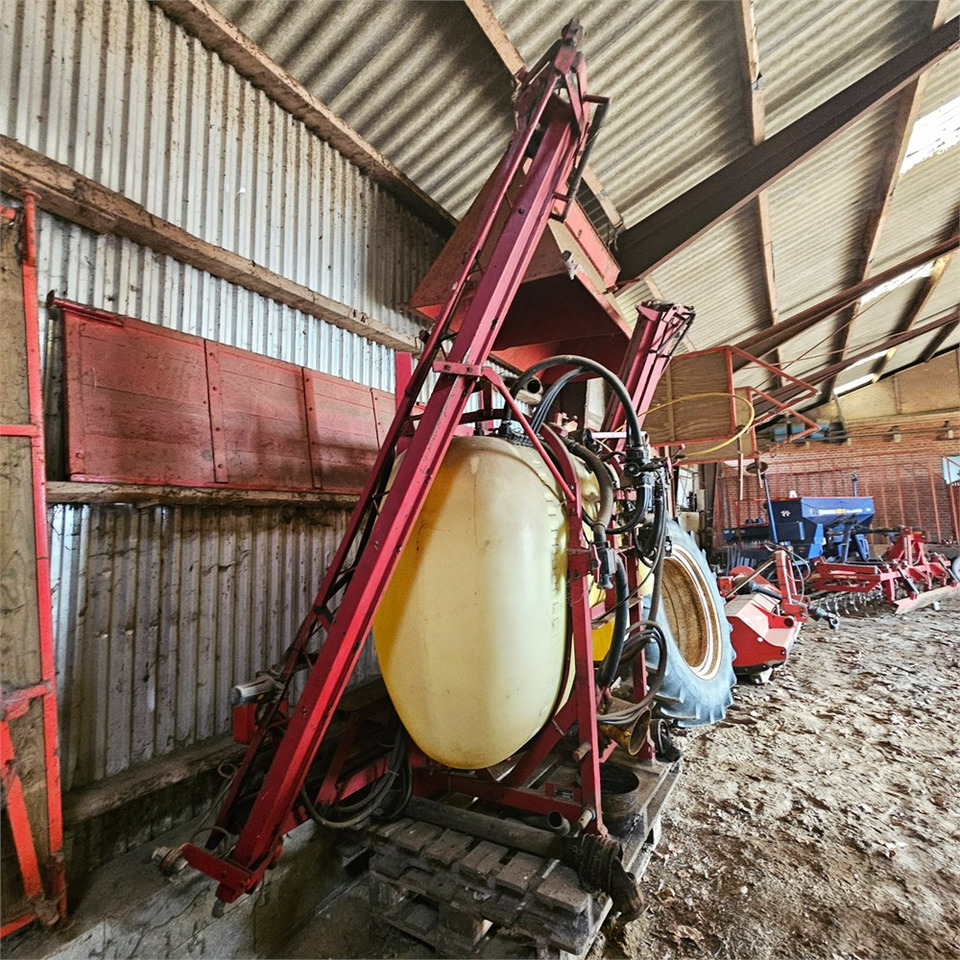 Hardi LXY 800 - 喷雾机:图5 Hardi LXY 800 - 喷雾机:图5