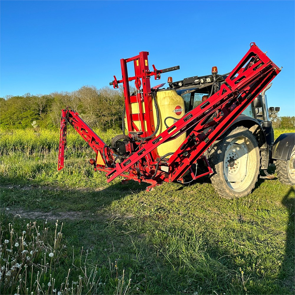 Hardi Master 15 m - 拖拉机悬挂式喷雾机:图2 Hardi Master 15 m - 拖拉机悬挂式喷雾机:图2