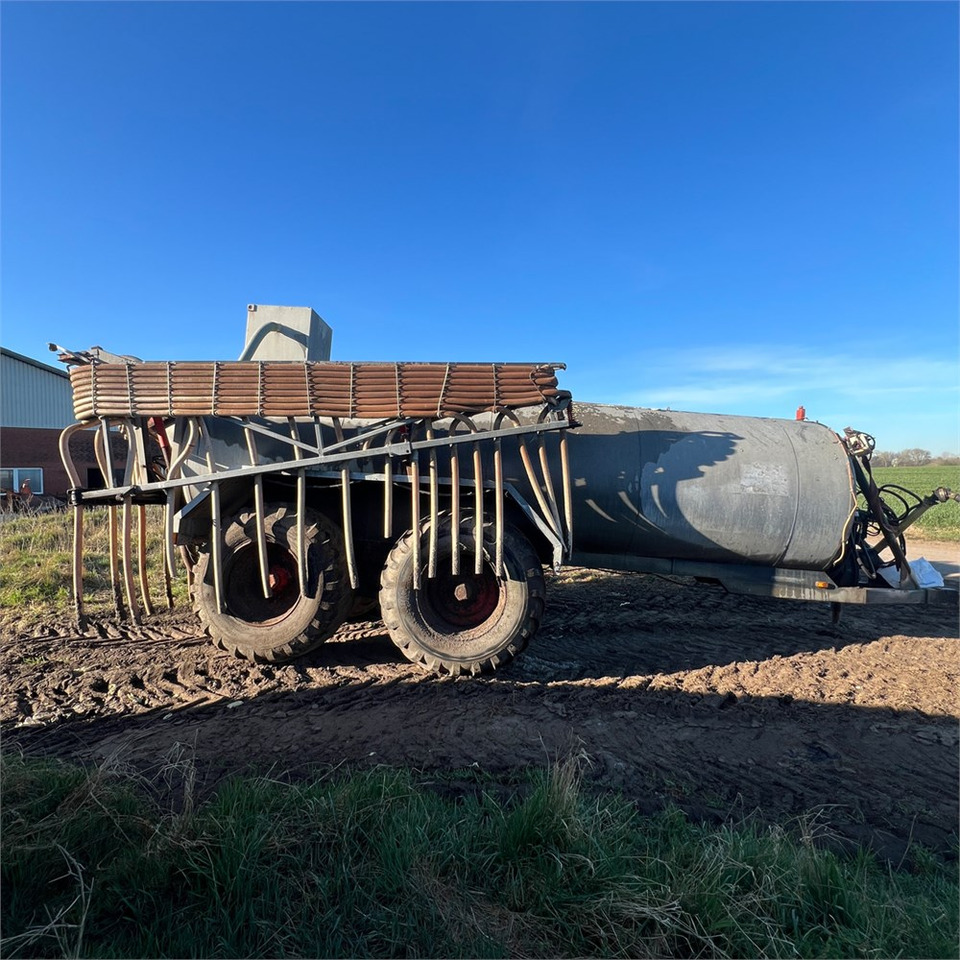 Harsø HV 615 - 施肥设备:图1 Harsø HV 615 - 施肥设备:图1