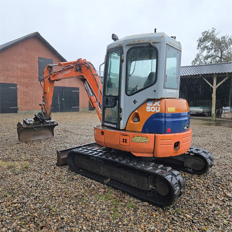 Hitachi FH50 U - 小型挖掘机:图3 Hitachi FH50 U - 小型挖掘机:图3